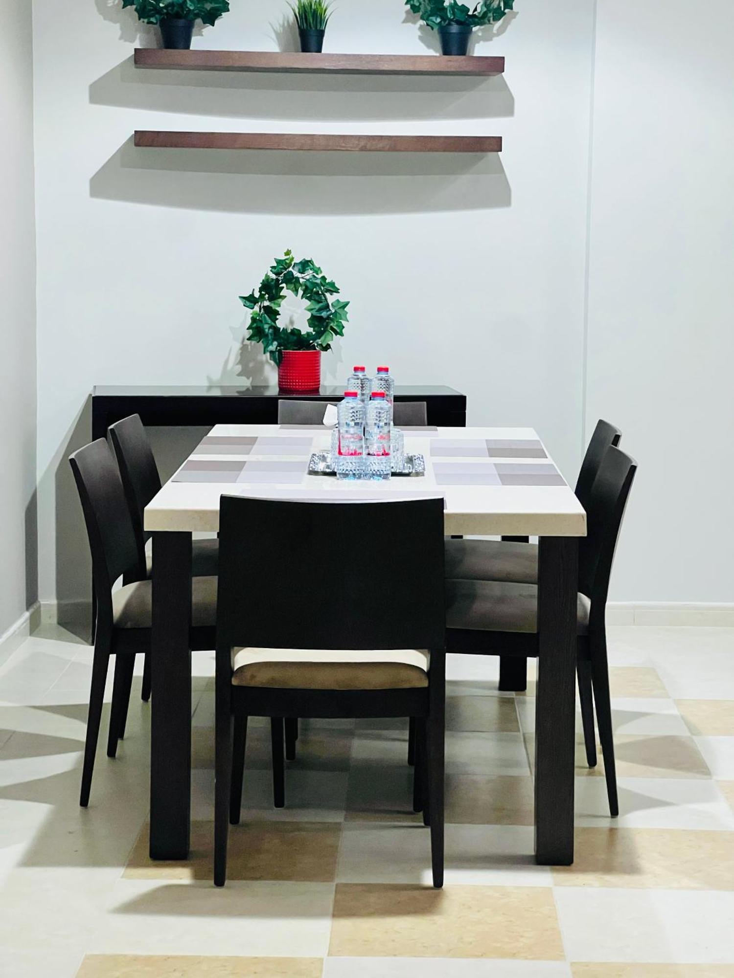 Alraef Luxury Apartments ดูไบ ภายนอก รูปภาพ