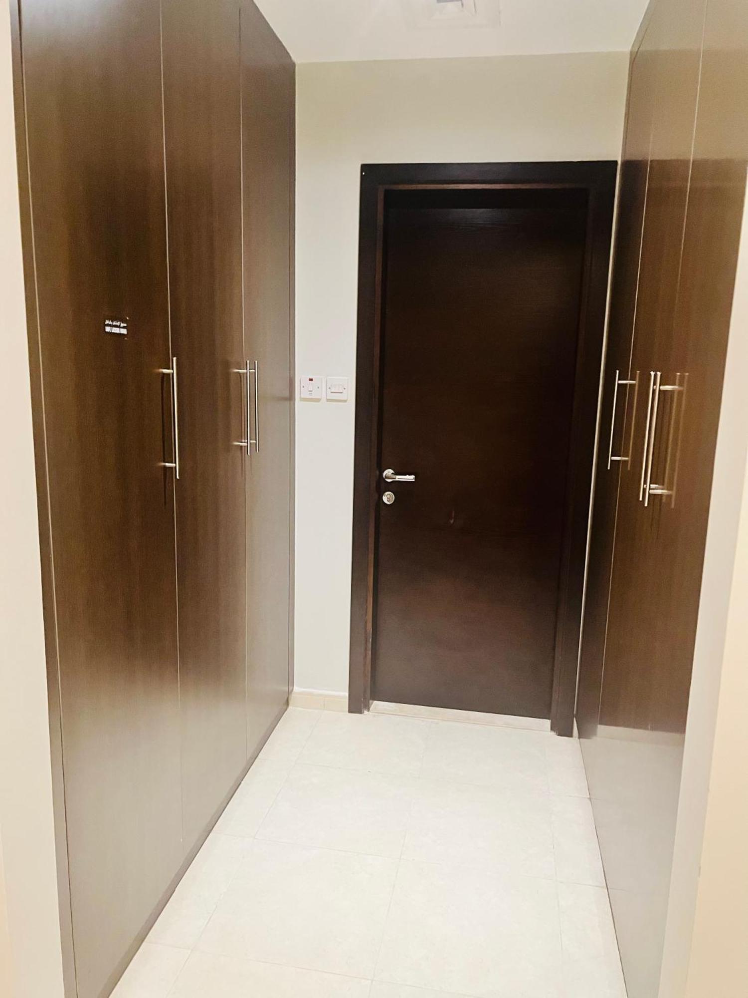 Alraef Luxury Apartments ดูไบ ภายนอก รูปภาพ